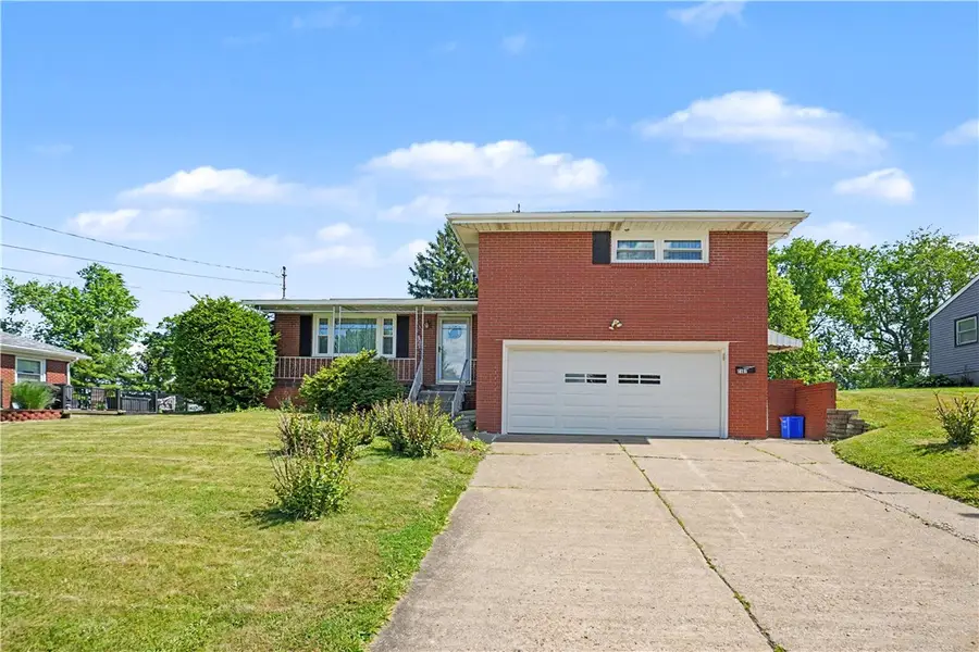 2107 Lynwood Dr, Aliquippa, PA 15001 - #2