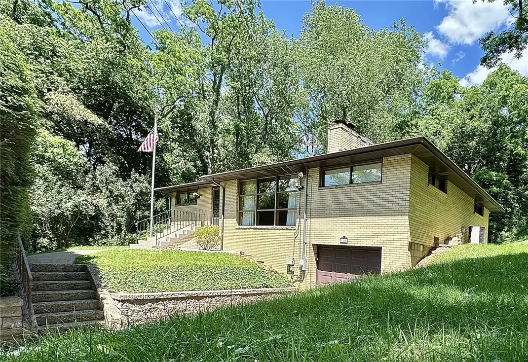 1235 Free Ln, Turtle Creek, PA 15145 - #1
