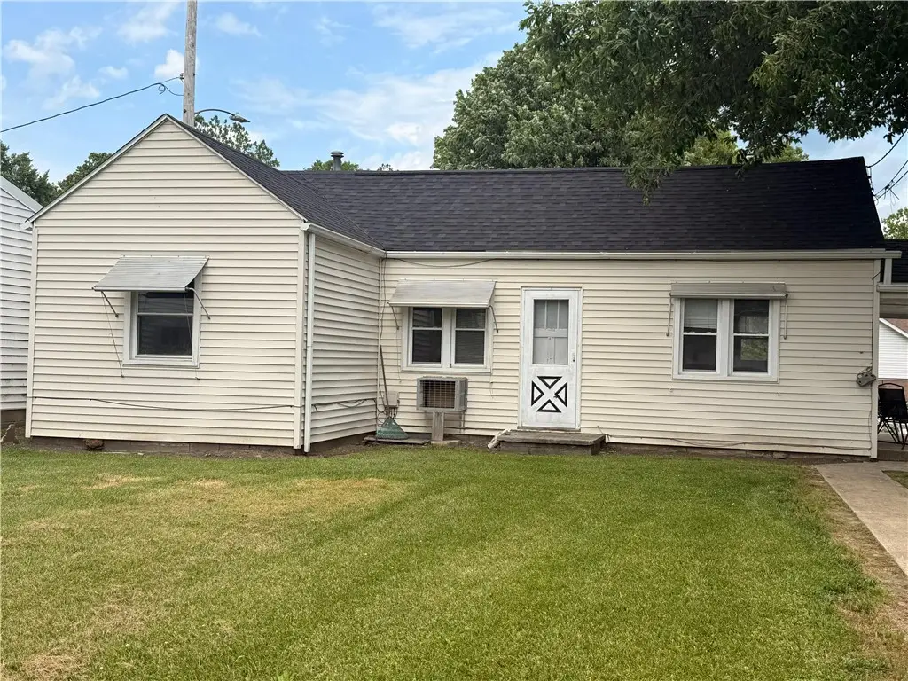 243 Kay St, Wampum, PA 16157 - #1
