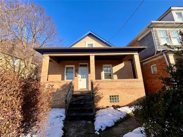 1108 Beaver Rd, Ambridge, PA 15003