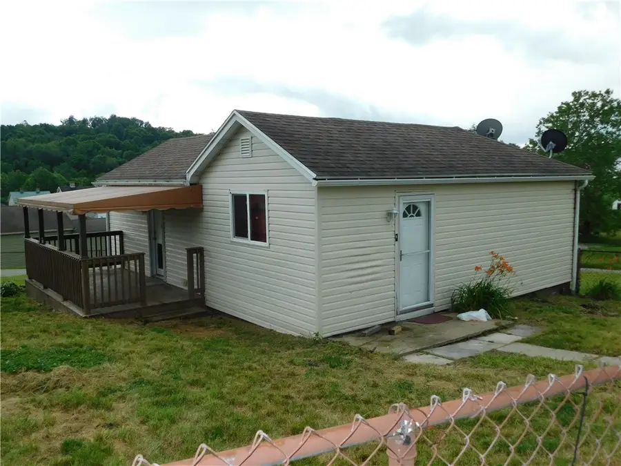 27 Community Avenue, Uniontown, PA 15401 - #3