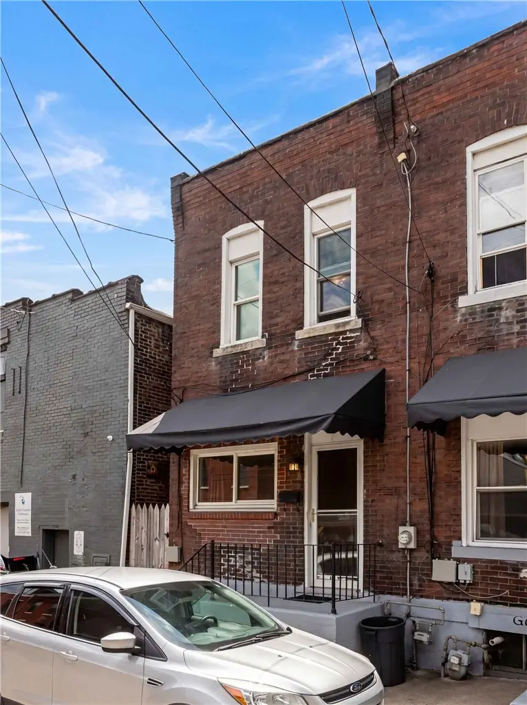 2018 Tustin St, Pittsburgh, PA 15219 - #2