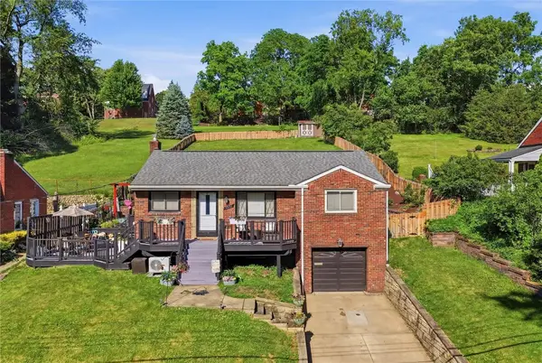 5221 Springdale Dr, Pittsburgh, PA 15236