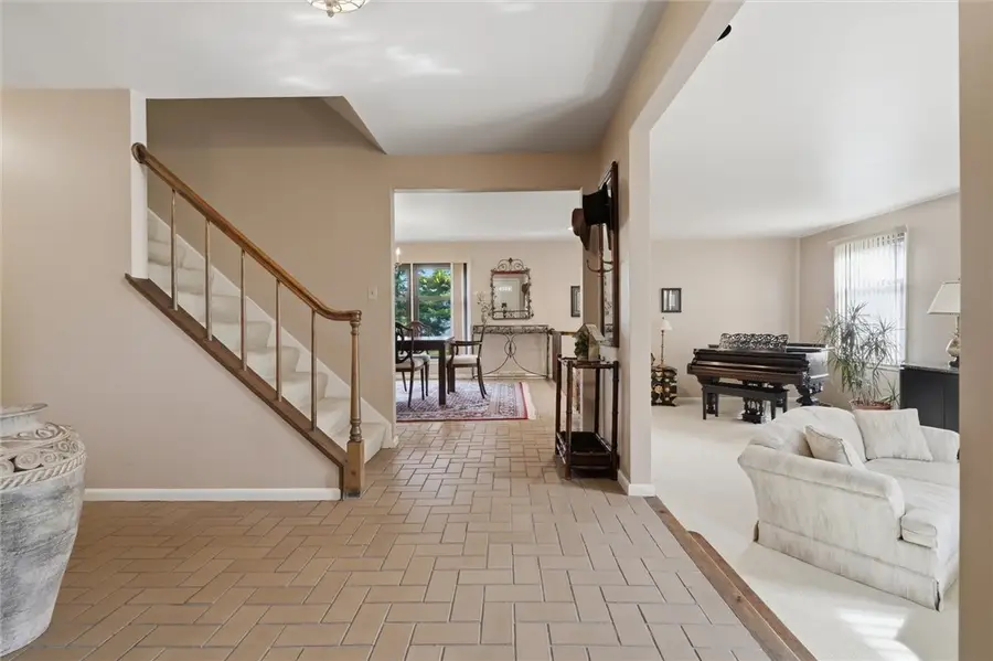 124 Windsor Court, Monroeville, PA 15146 - #3