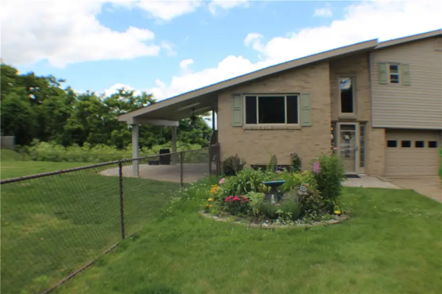 508 Beckman Dr, McKeesport, PA 15132 - #3