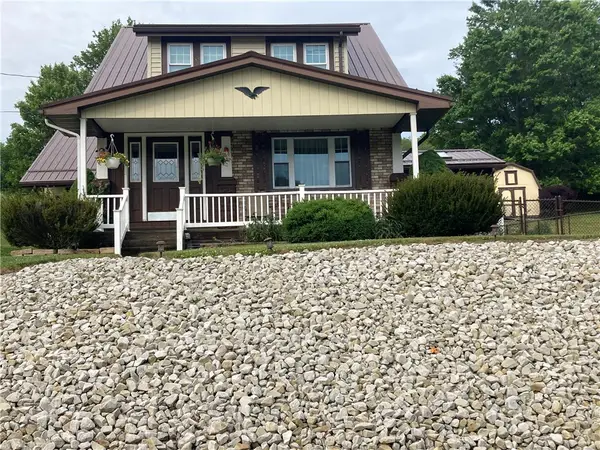 26 Paxton Road, Sandy Lake, PA 16145