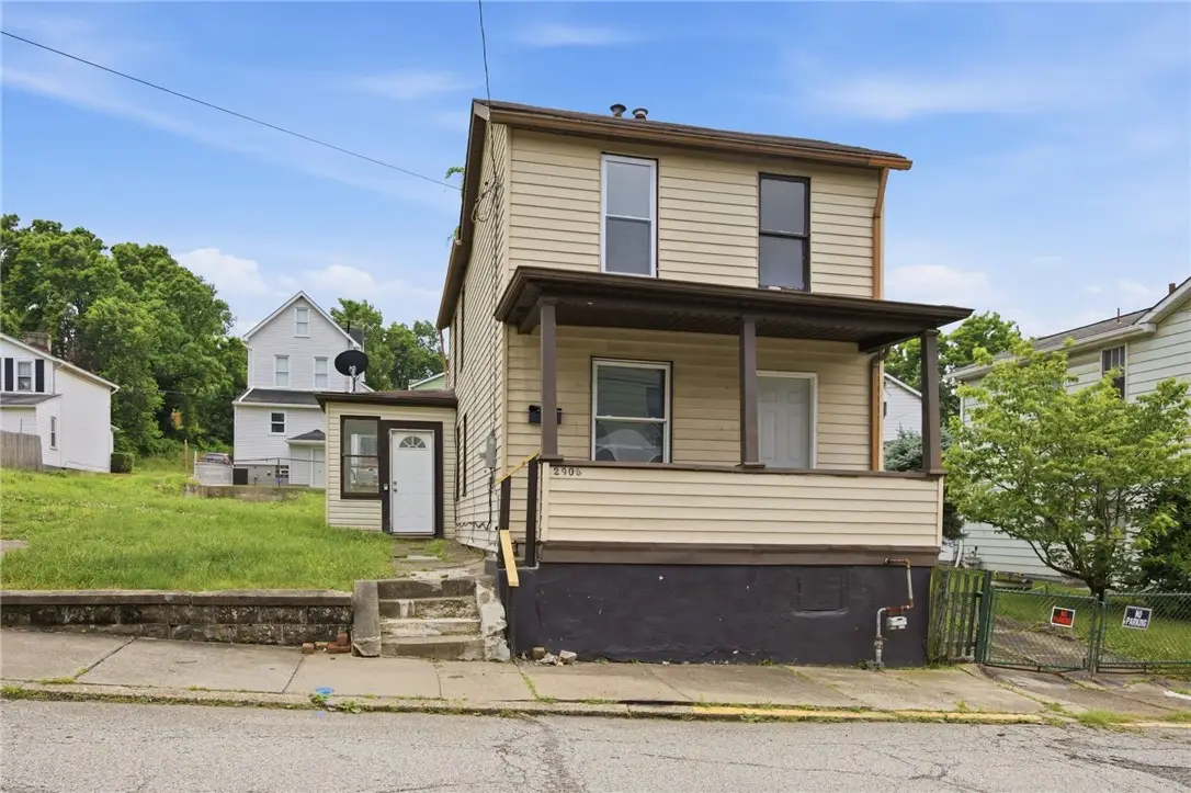 2906 Chester St, McKeesport, PA 15132 - #1