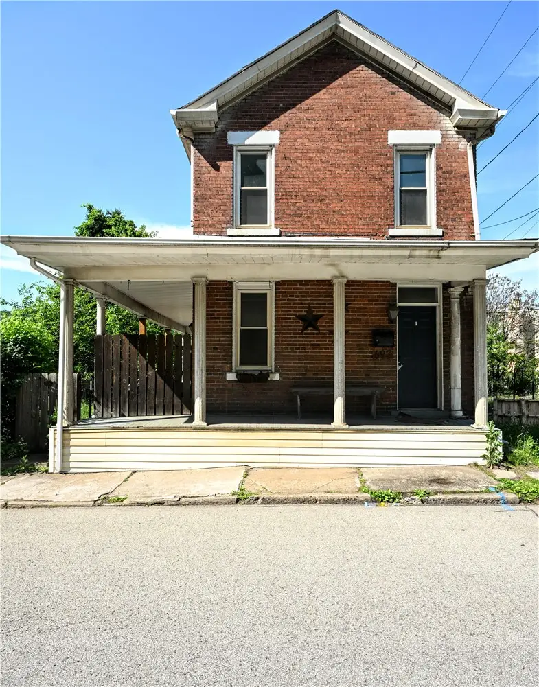 697 E Main St, Monongahela, PA 15063 - #1