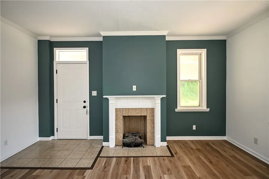 697 E Main St, Monongahela, PA 15063 - #2