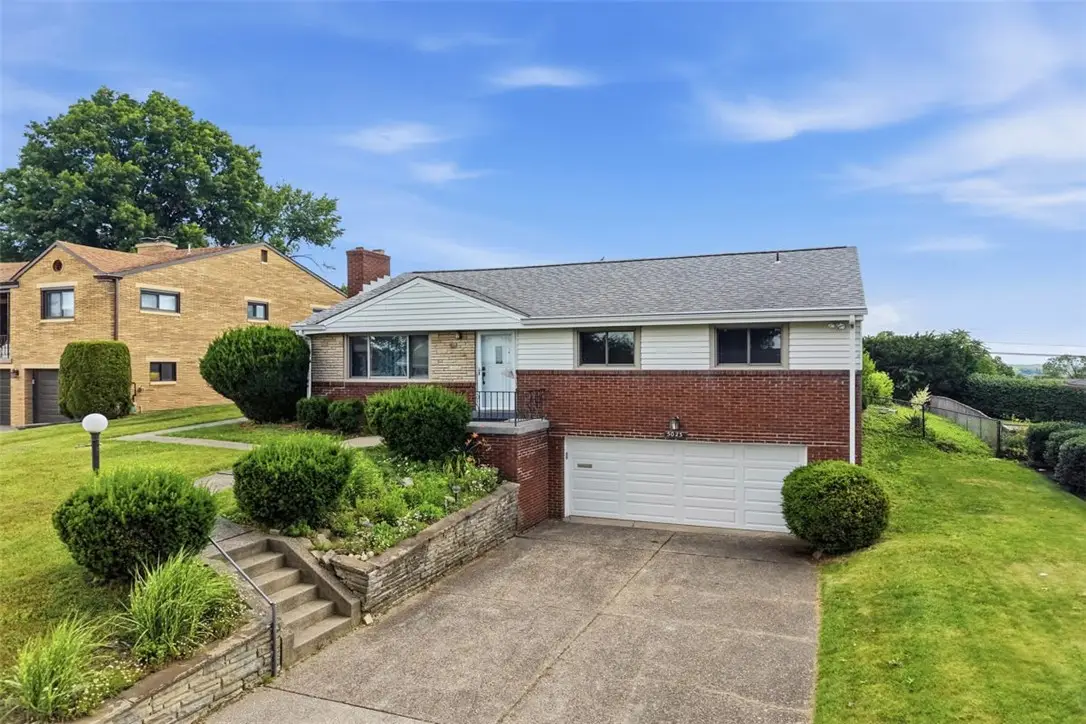 5023 Carlyn Dr, Pittsburgh, PA 15236 - #1