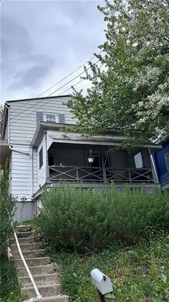 1068 Beaver Rd, Ambridge, PA 15003