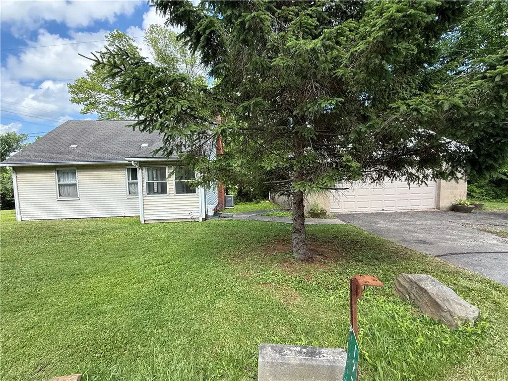 1792 State Route 356, Leechburg, PA 15656 - #1