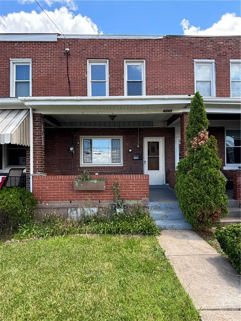 4243 Gladstone St, Pittsburgh, PA 15207 - #2