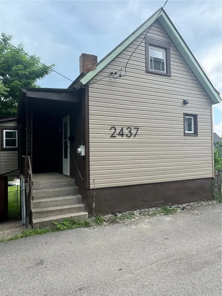 2437 Bruce Way, Pittsburgh, PA 15218 - #1