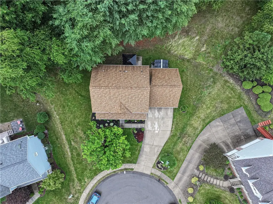 417 Farrington Dr, Seven Fields, PA 16046 - #2