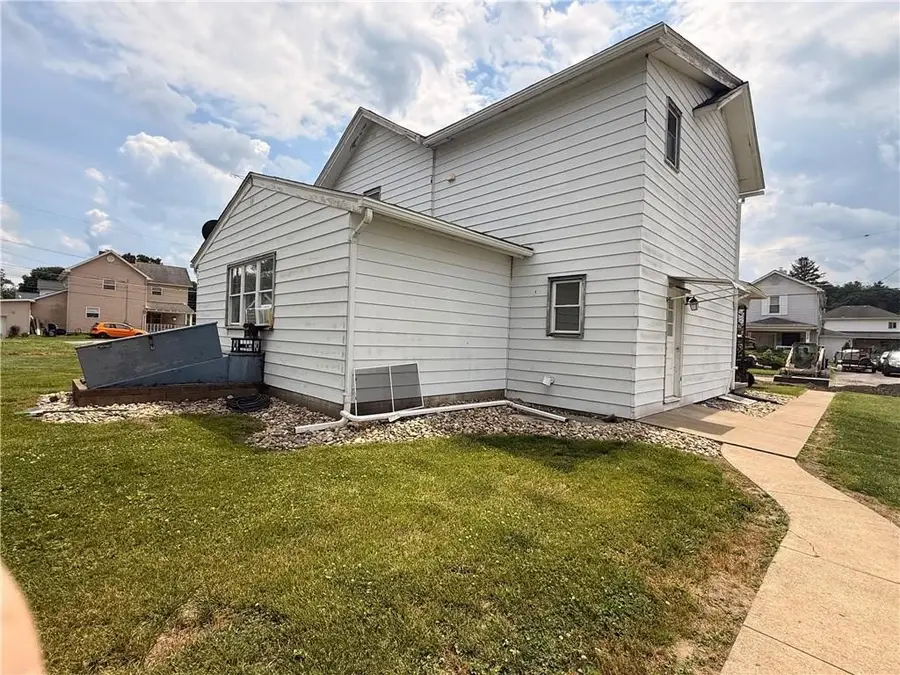 239 Kay St, Wampum, PA 16157 - #3