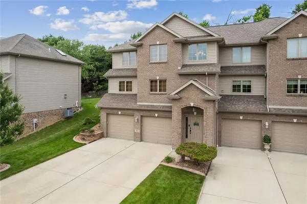 8409 Delaware Ave, Irwin, PA 15642