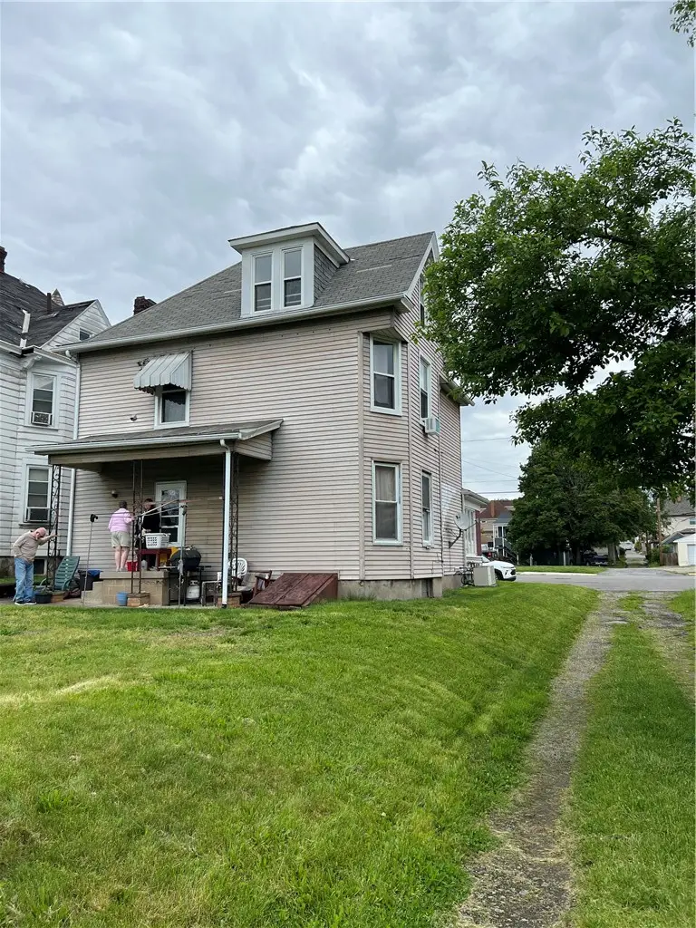 376 Vermont Ave, Rochester, PA 15074 - #3