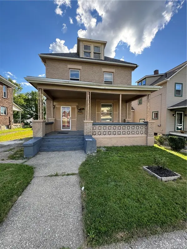 842 Cedar Avenue, Sharon, PA 16146