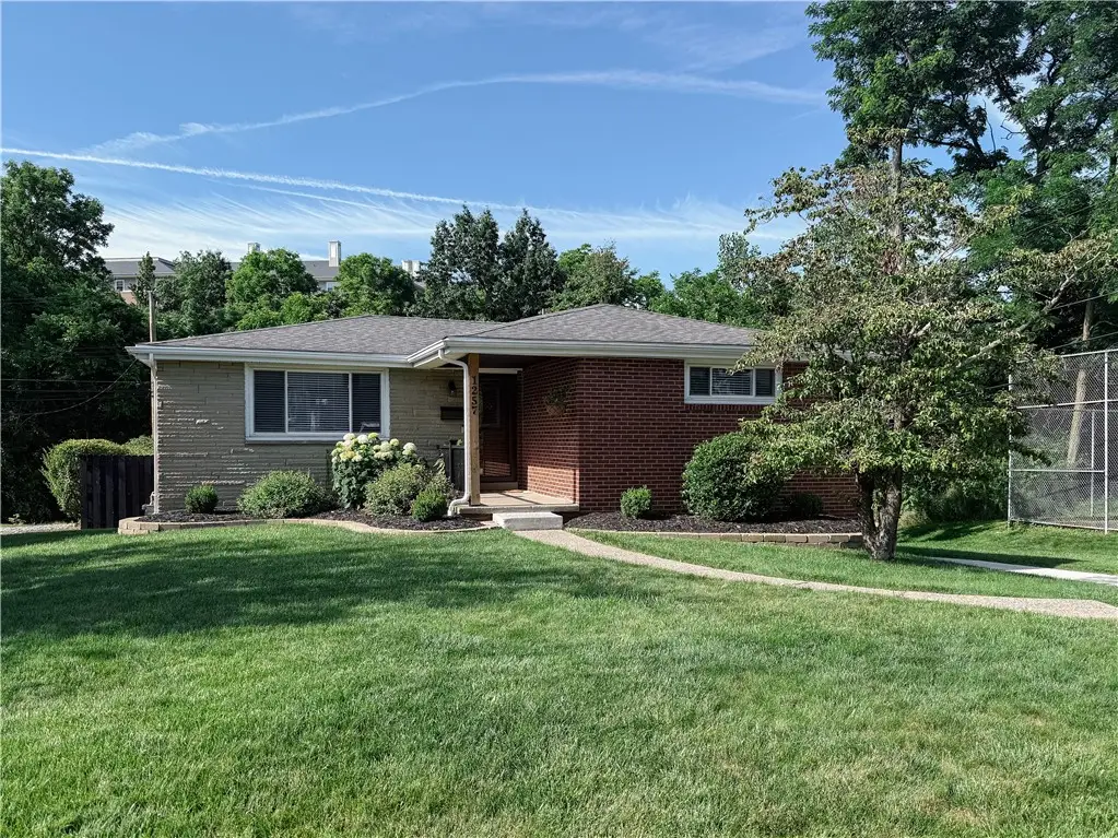 1257 Meadowlark Dr, Pittsburgh, PA 15243 - #1