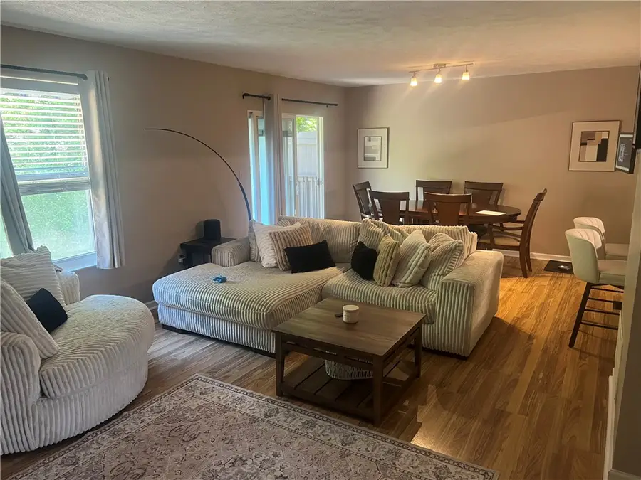 1001 Chelsea Dr, Imperial, PA 15126 - #3