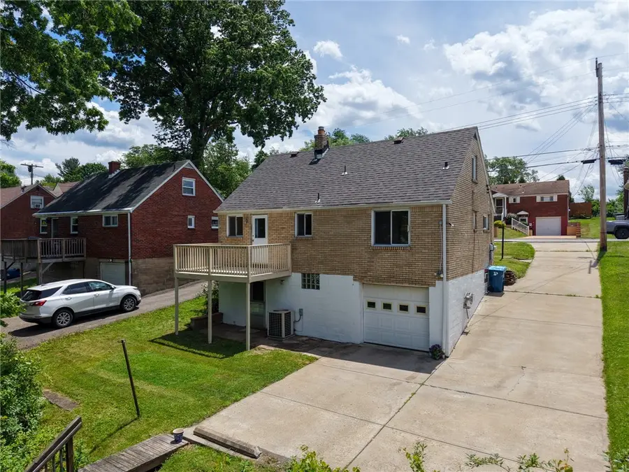 660 Valemont Dr, Verona, PA 15147 - #3