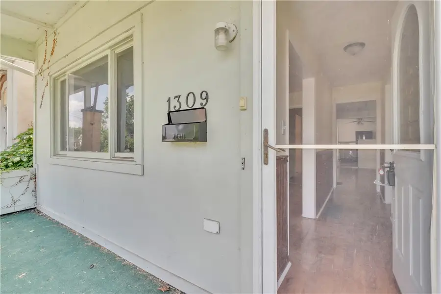 1309 3rd Ave, Beaver Falls, PA 15010 - #3