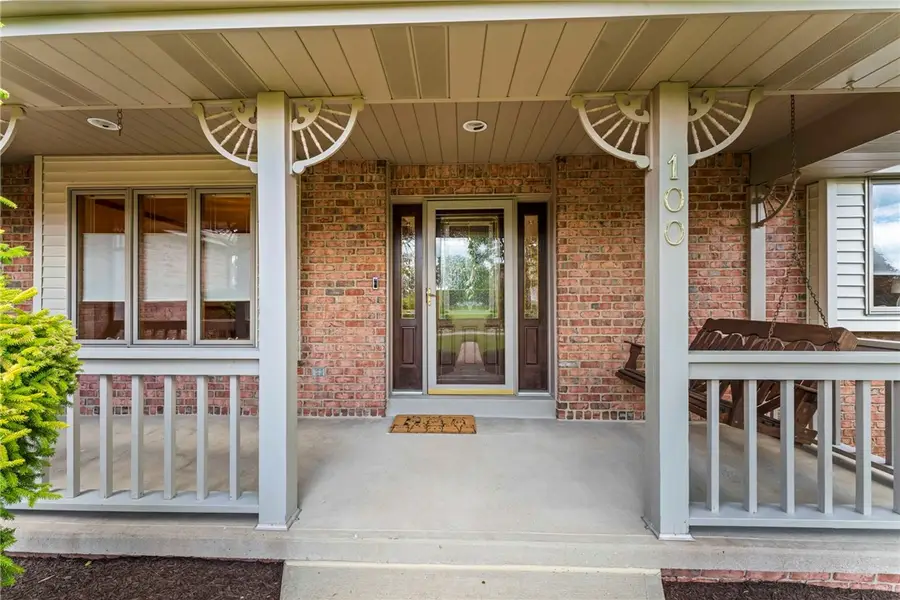 100 Aragon Place, Finleyville, PA 15332 - #2