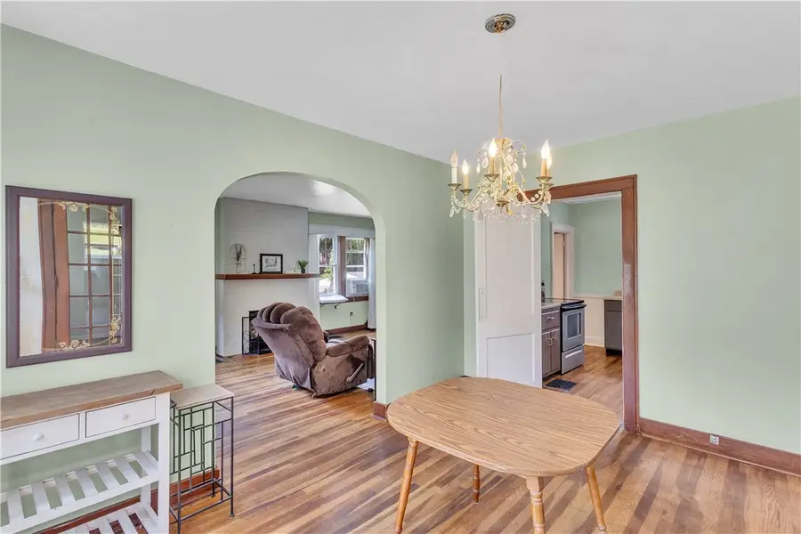 531 Springdale Dr, Pittsburgh, PA 15235 - #2