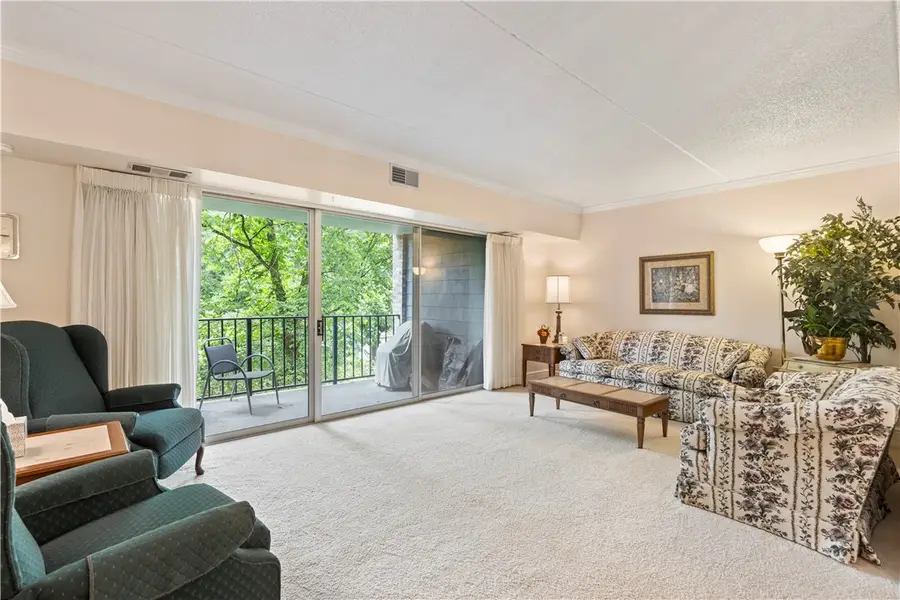 2120 Greentree #408E, Pittsburgh, PA 15220 - #3