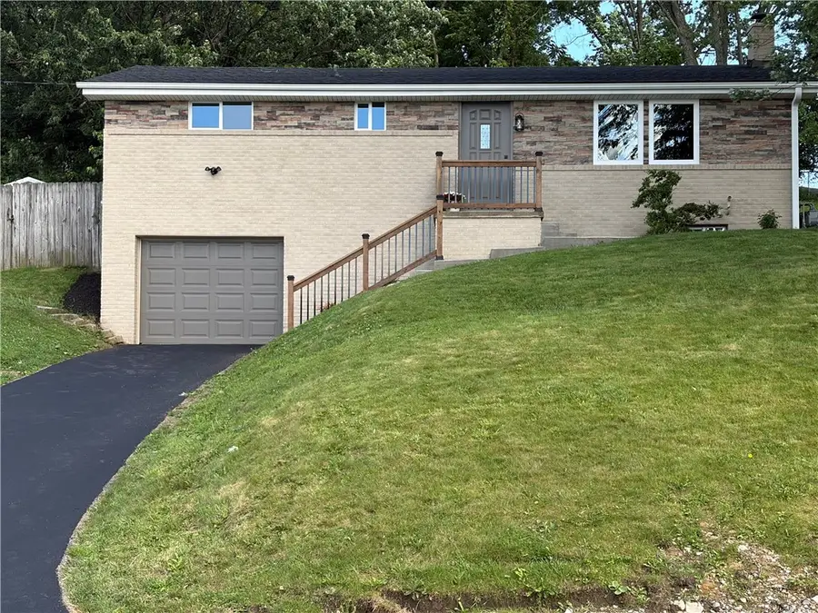 2151 The Circle, Washington, PA 15301 - #3