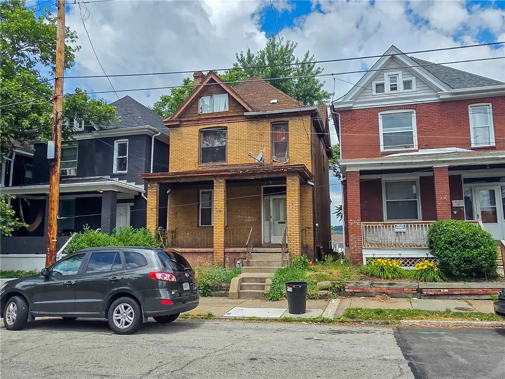 249 E 16th Ave, Homestead, PA 15120 - #1
