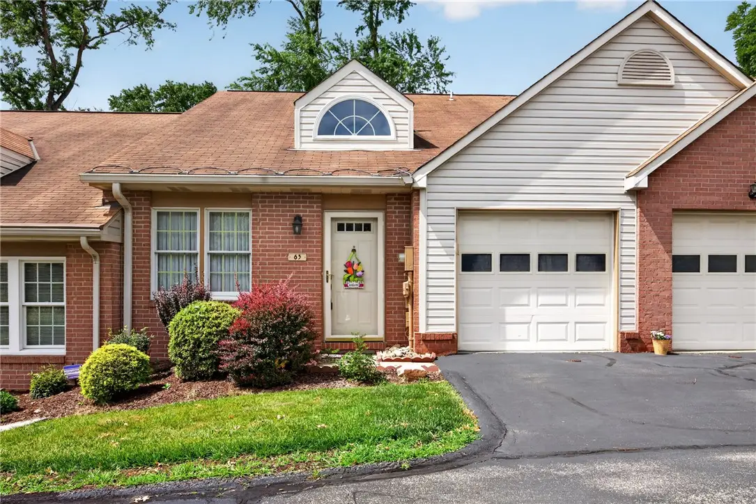 63 Hennig Dr, Pittsburgh, PA 15236 - #1