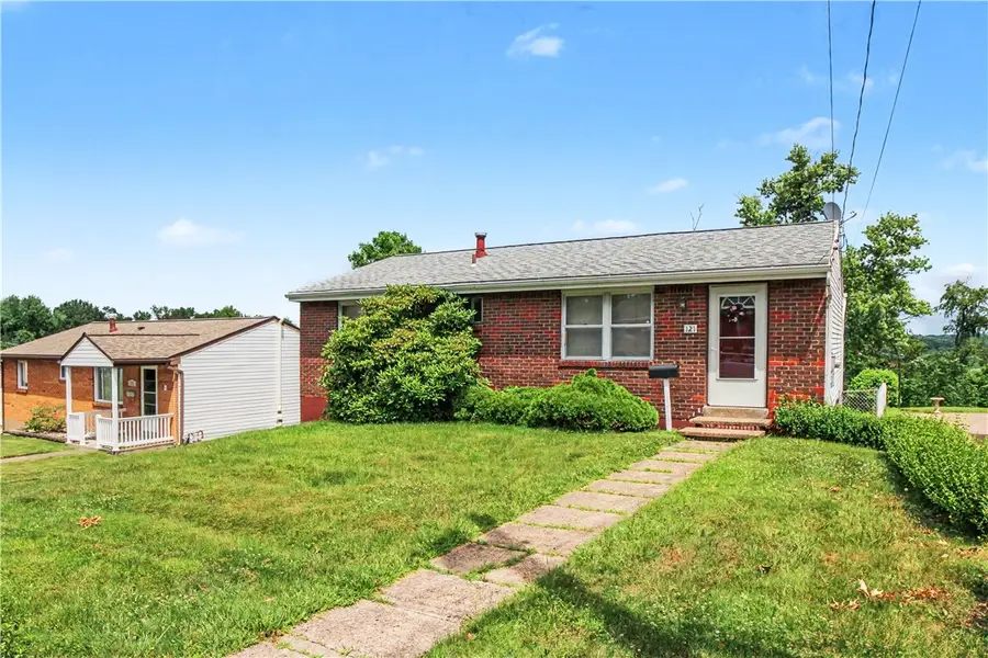121 Vetter Dr, Pittsburgh, PA 15235 - #3