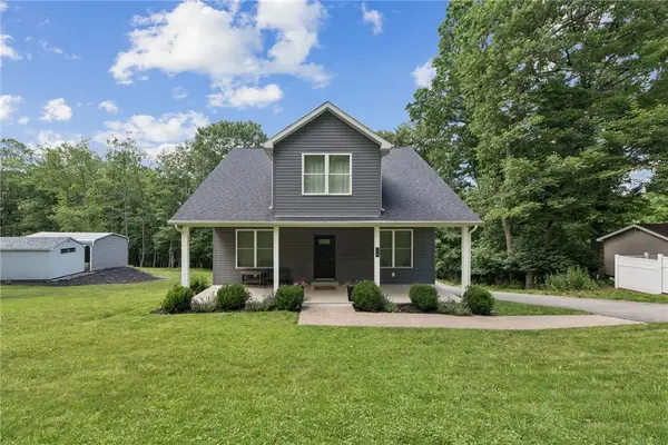 259 Echo Valley Rd, Jeannette, PA 15644
