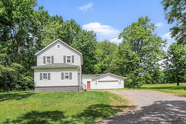 2385 River Rd, Hermitage, PA 16148