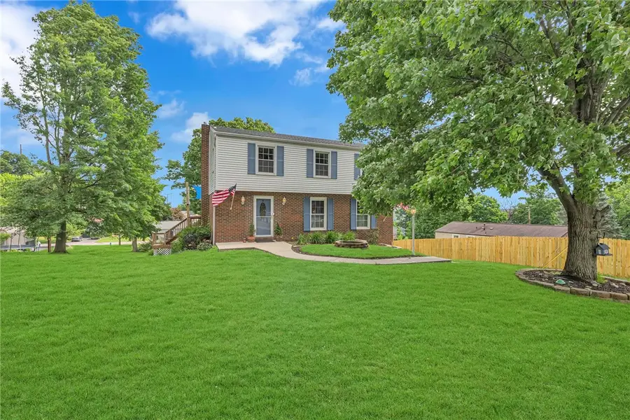 202 Windy Hill Dr, Coraopolis, PA 15108 - #2