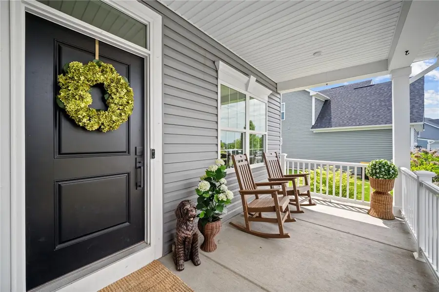 240 Regency Dr, Eighty Four, PA 15330 - #2