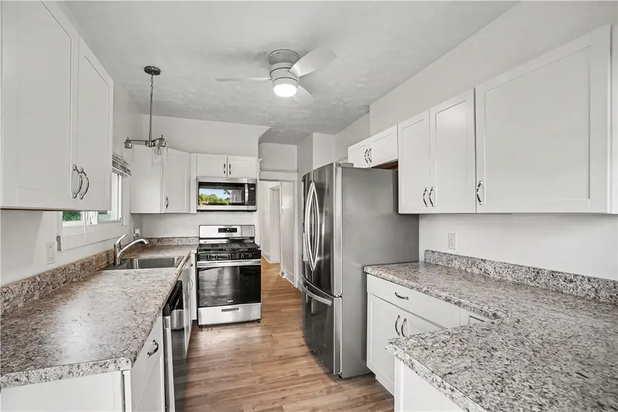 1311 Pirl St, McKeesport, PA 15132 - #3