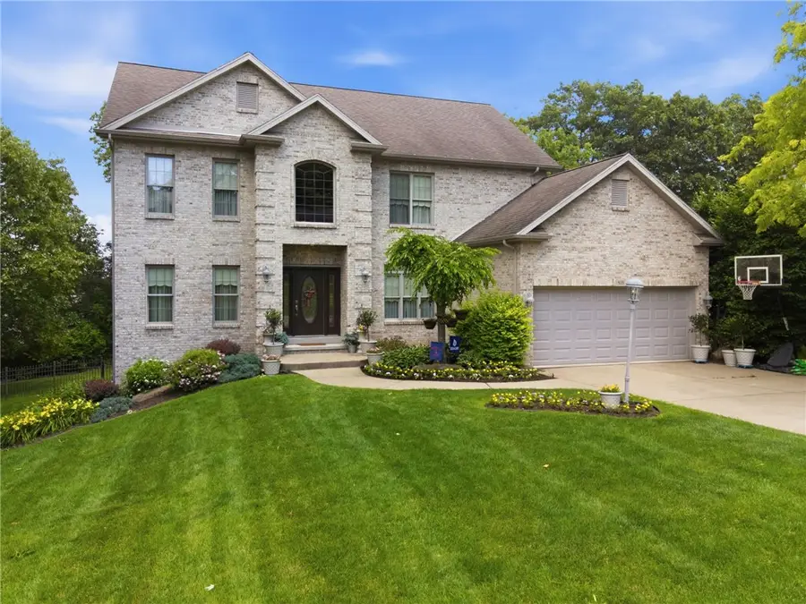 903 Clayton St, Greensburg, PA 15601 - #2