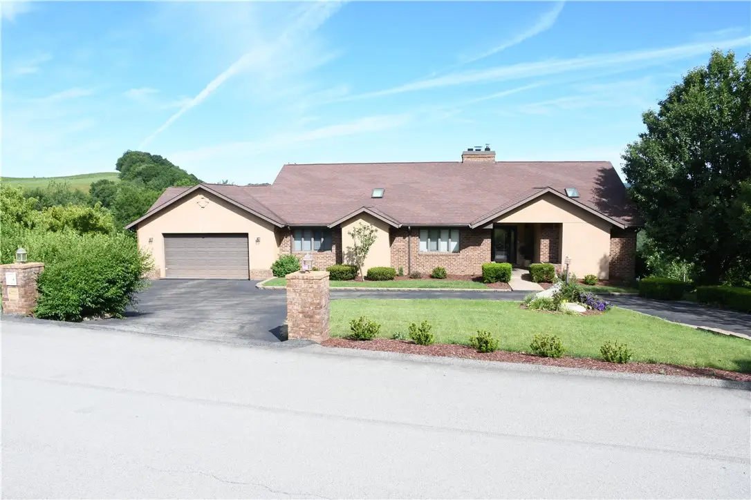 4050 Adelaide Hls, Connellsville, PA 15425 - #1