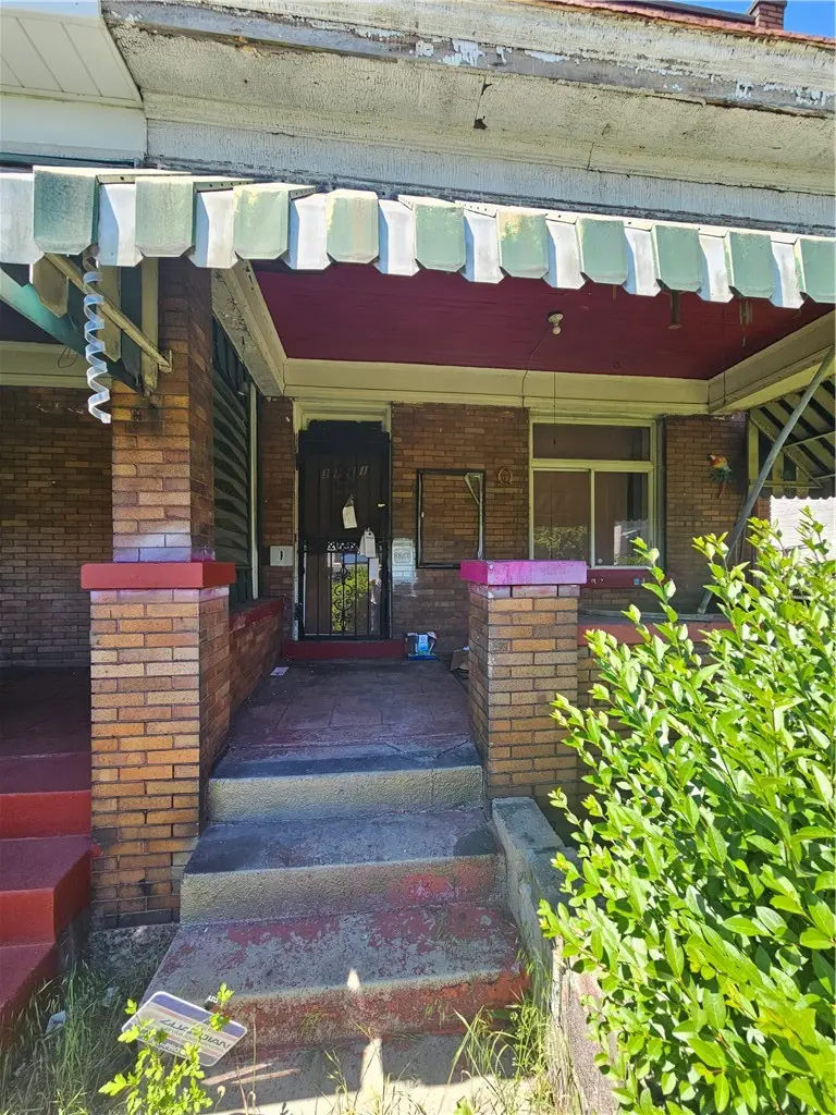 3341 Webster Ave, Pittsburgh, PA 15219 - #1