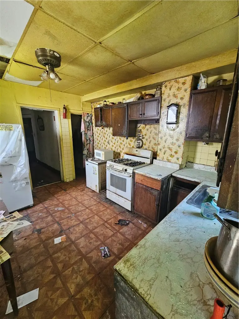 3341 Webster Ave, Pittsburgh, PA 15219 - #3