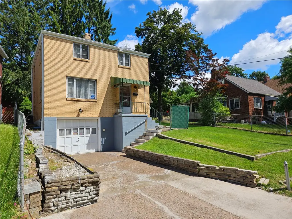 748 Maginn St, Pittsburgh, PA 15214 - #1