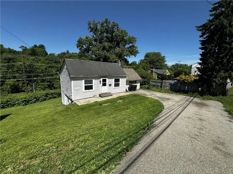 3036 Bethel Church Rd, Bethel Park, PA 15102 - #2