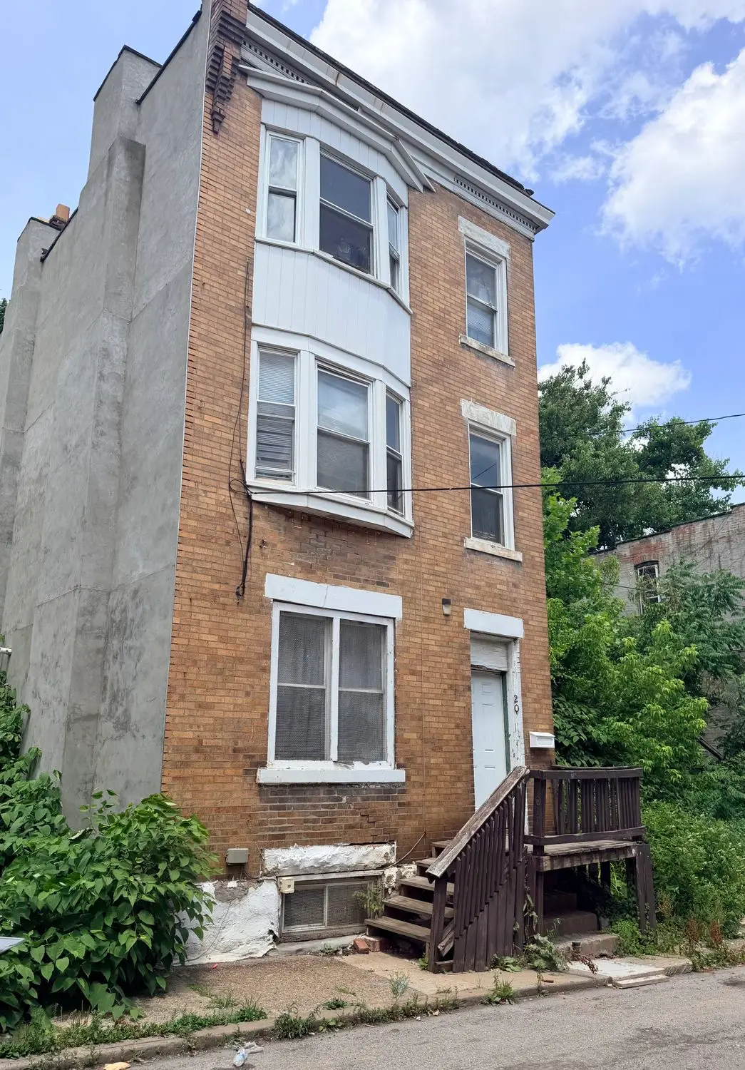 2011 Deruad Street, Pittsburgh, PA 15219 - #1