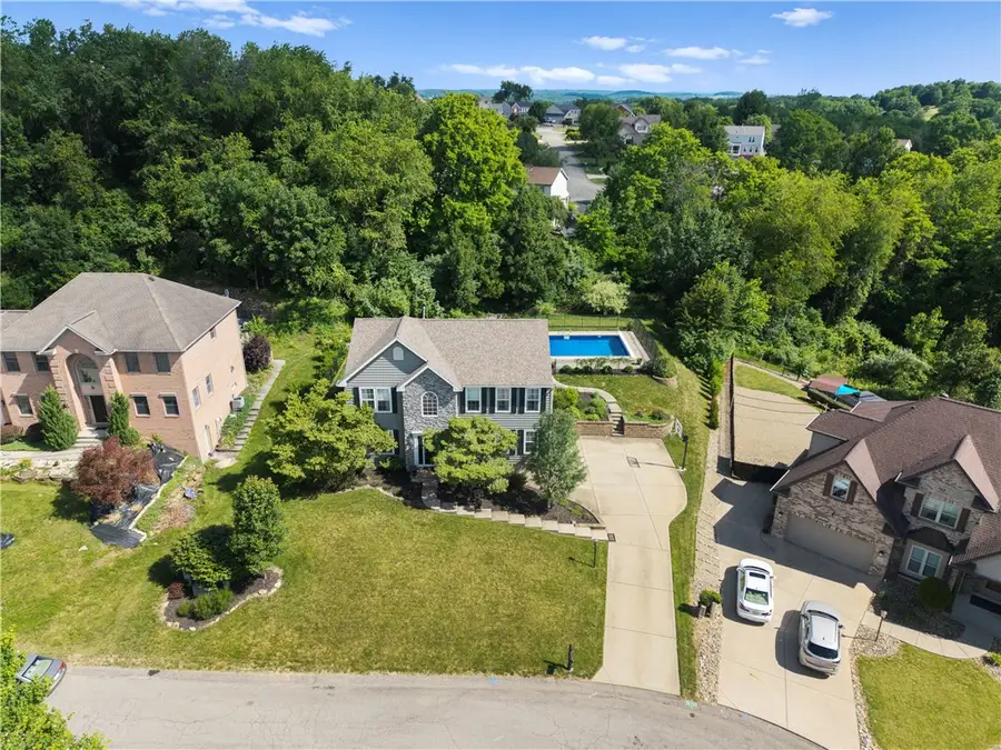 111 Cherokee Ct, Freeport, PA 16229 - #3