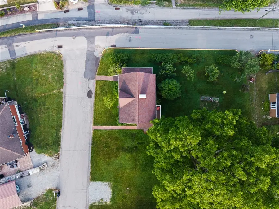 115 1st St, North Irwin, PA 15642 - #2