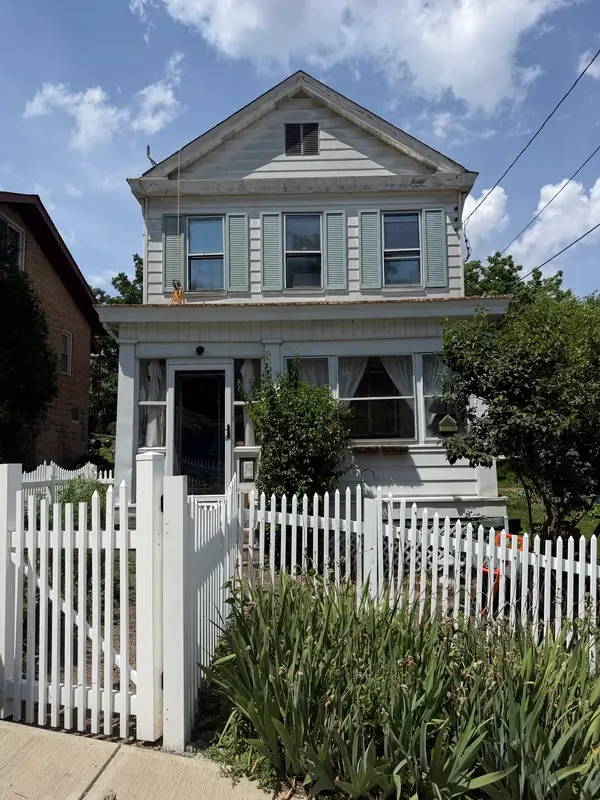 115 E Woodford Avenue, Pittsburgh, PA 15210