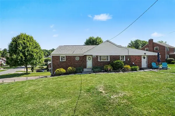 6501 Ventura Dr, Pittsburgh, PA 15236